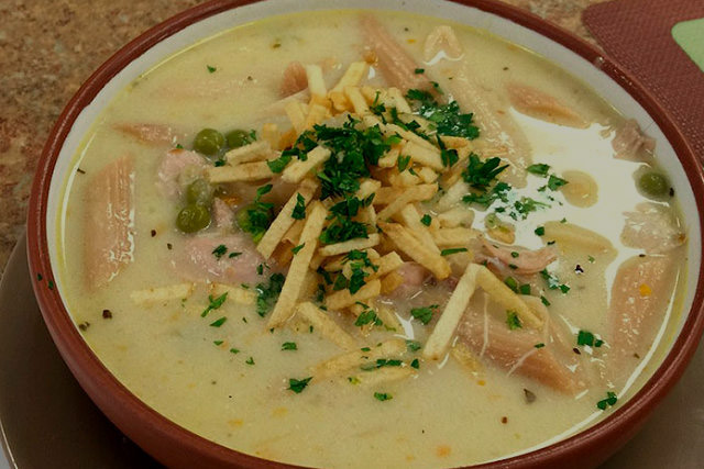 Sopa de Mani Boliviana