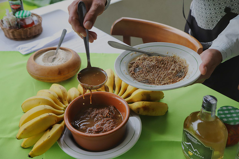 Barreado, comida típica do sul do Brasil